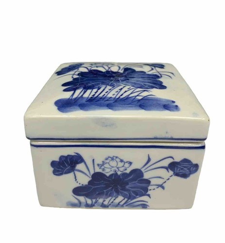 Vintage oriental water - water, lily
