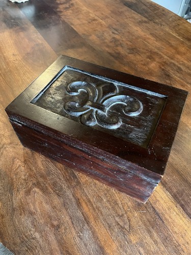 Wooden fleur lis - wooden, de